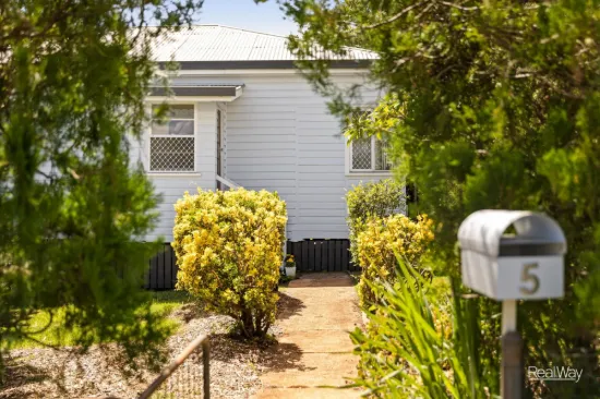 5 Mole Street, Harlaxton, Qld 4350