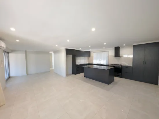 5 Montfort Pl, Morley, WA 6062