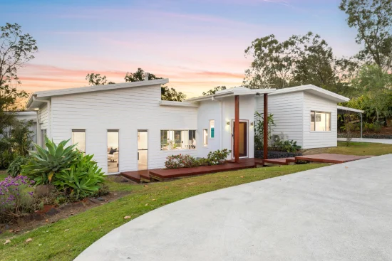 5 Navereno Court, Mundoolun, Qld 4285