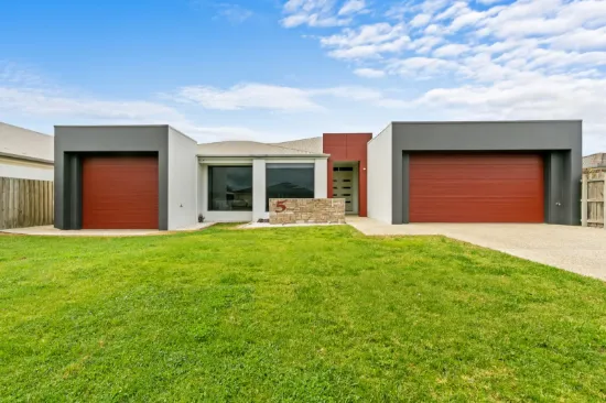 5 Nicholson Place, Traralgon, Vic 3844