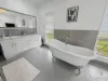 5 Oak Avenue, Coonarr, Qld 4670-Image