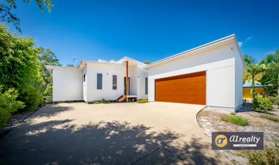 5 Ocean View Drive, Woodgate, Qld 4660