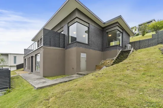 5 Olive Grove, Lenah Valley, Tas 7008
