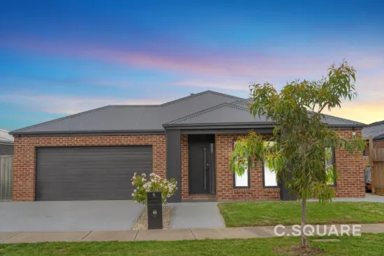 5 Onoway Approach, Mickleham, Vic 3064