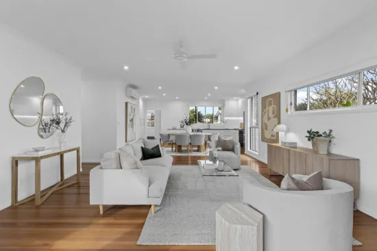 5 Ormeley Street, Stafford Heights, Qld 4053