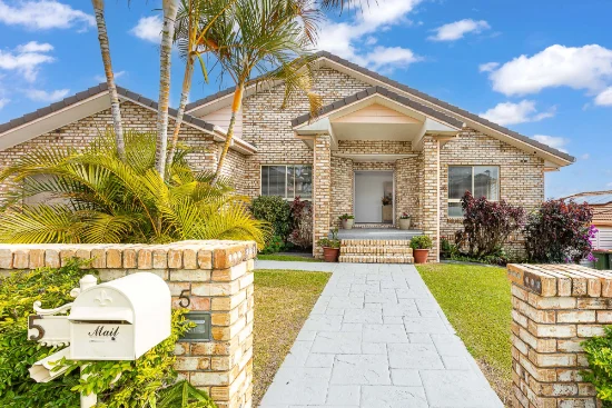 5 Parklane Place, Highland Park, Qld 4211