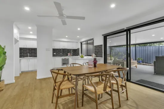 5 Parwan Close, Riverhills, Qld 4074