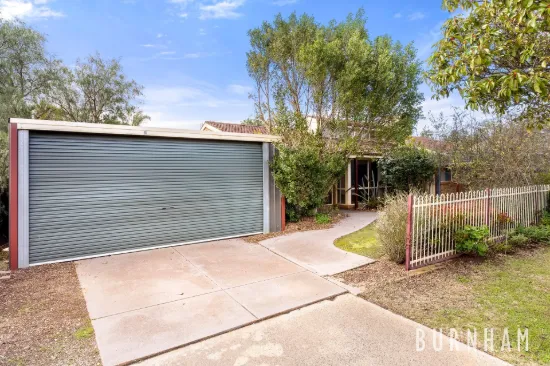 5 Pascoe Court, Melton West, Vic 3337