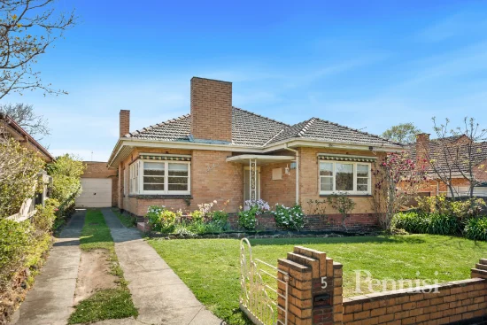 5 Peterleigh Grove, Essendon, Vic 3040