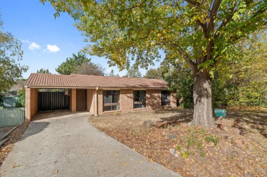 5 Piguenit Close, Lyneham, ACT 2602