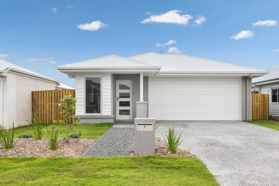 5 Pimelea Way, Nikenbah, Qld 4655