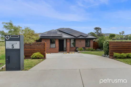 5 Porpoise Close, Oakdowns, Tas 7019