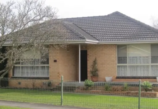 5 Powell Street, Newborough, Vic 3825