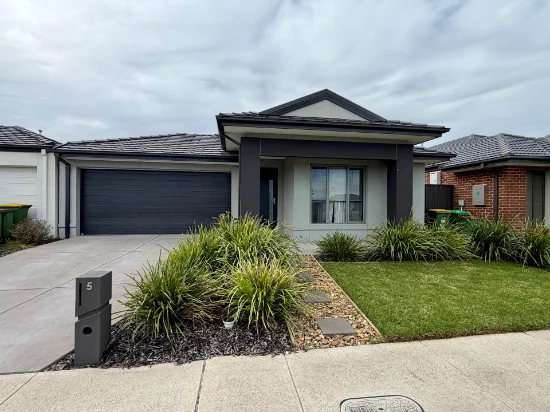 5 Prizzle Road, Pakenham VIC 3810 - For Rent
