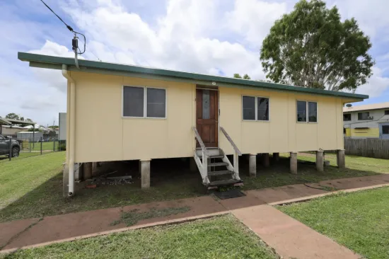5 Queen Street, Ayr, Qld 4807