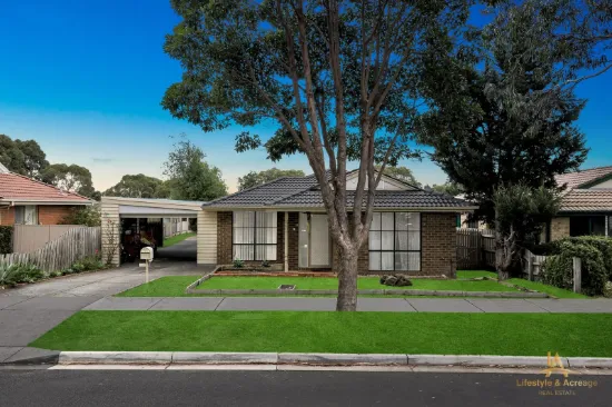 5 Raffindale Crescent, Cranbourne West, Vic 3977