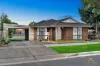 5 Raffindale Crescent, Cranbourne West, Vic 3977-Image