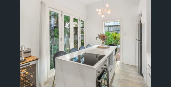 5 Reading Street, Spring Hill, Qld 4000