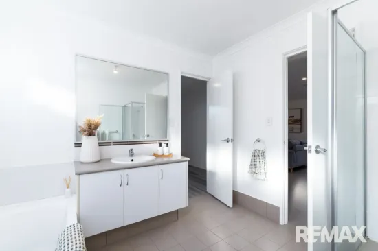 5 Regatta Way, Alkimos, WA 6038-Image