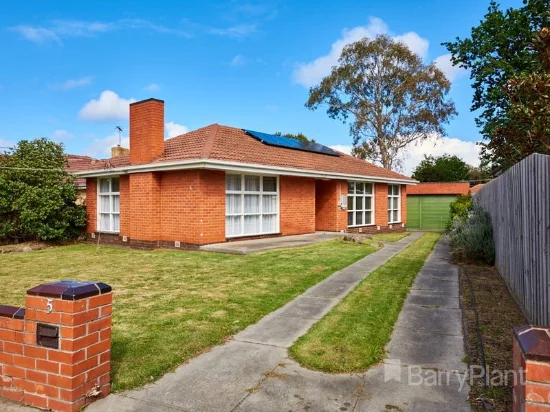 5 Rica Street, Moorabbin, Vic 3189 - For Rent