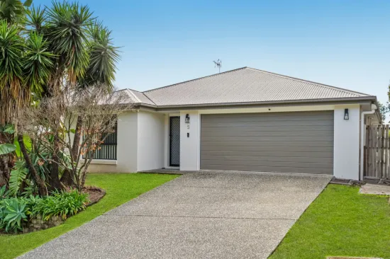 5 Rise Circuit, Pacific Pines, Qld 4211