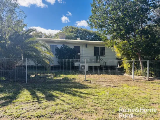 5 Robertson Street, Roma, Qld 4455
