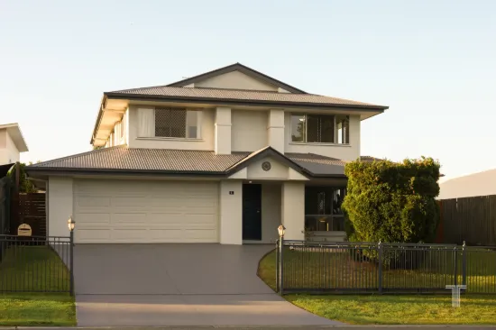 5 Robin Close, Wakerley, Qld 4154