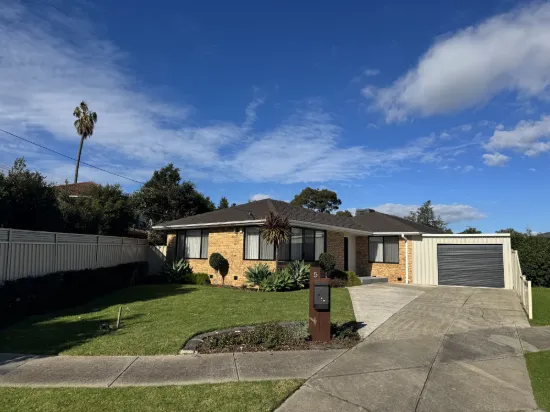 5 Roper Court, Gladstone Park, Vic 3043