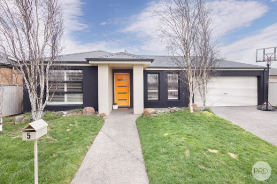 5 Ruby Close, Delacombe, Vic 3356