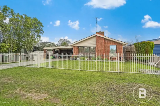 5 Shaw Avenue, Wendouree, Vic 3355