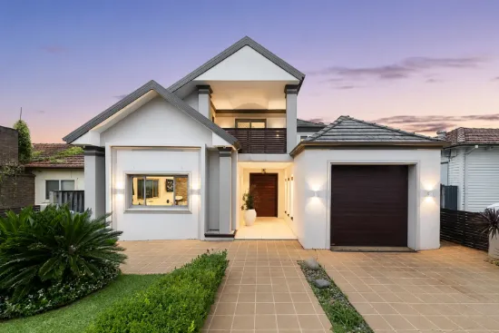 5 Shellcote Road, Greenacre, NSW 2190