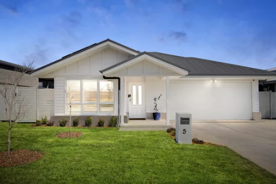 5 Sherrard Crescent, Macnamara, ACT 2615