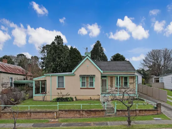 5 Spring Street, Moss Vale, NSW 2577