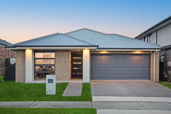 5 Squadron Street, Jordan Springs, NSW 2747