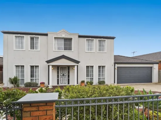 5 Stableford Chase, Melton West, Vic 3337