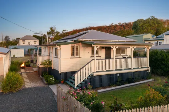 5 Stanley Street, Greenmount, Qld 4359