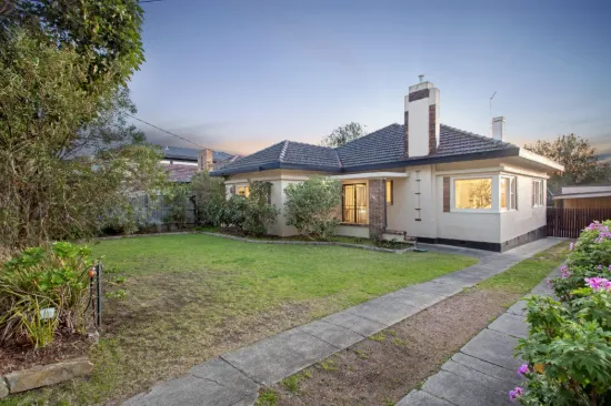 5 Stradbroke Avenue, Brighton East, Vic 3187
