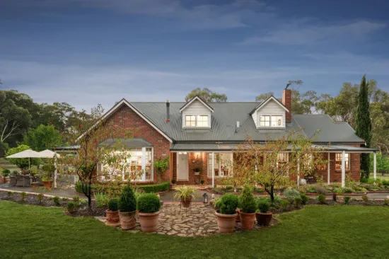 5 Strawhorn Court, Kyneton, Vic 3444