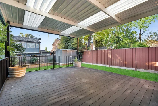5 Stringybark Place, Bradbury, NSW 2560
