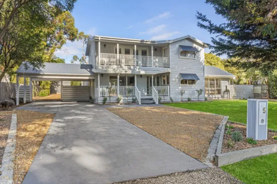 5 Symonds Street, Crib Point, Vic 3919