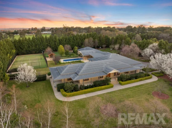 5 Tamarind Place, Lake Albert, NSW 2650