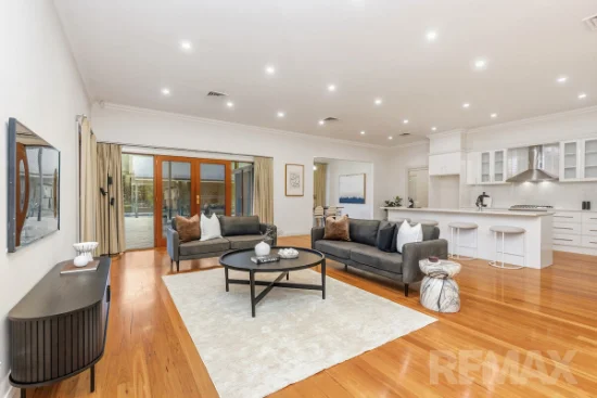 5 Tamarind Place, Lake Albert, NSW 2650-Image