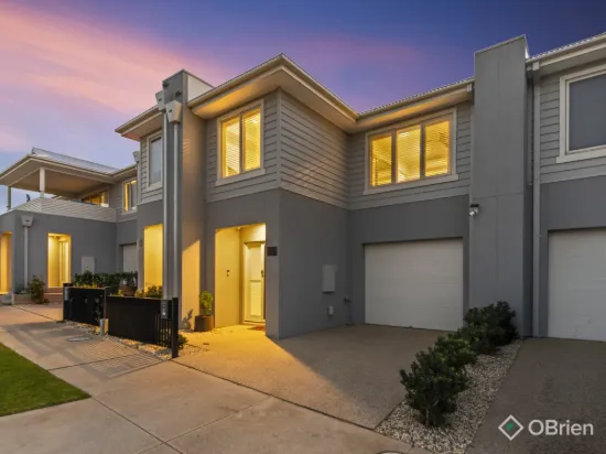 5 Tesla Grange, Clyde North, Vic 3978