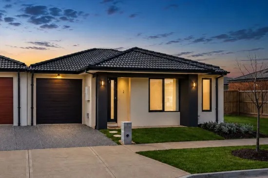 5 Urquhart Street, Rockbank, Vic 3335