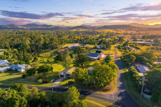 5 Valley Vista Road, The Dawn, Qld 4570