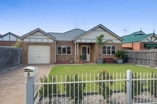 5 Victor Place, Lara, Vic 3212 - For Rent