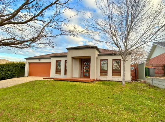 5 WARBLER STREET, Thurgoona, NSW 2640