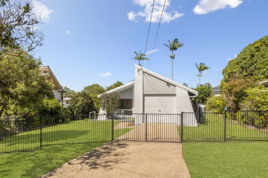 5 Waterton St, Clontarf, Qld 4019