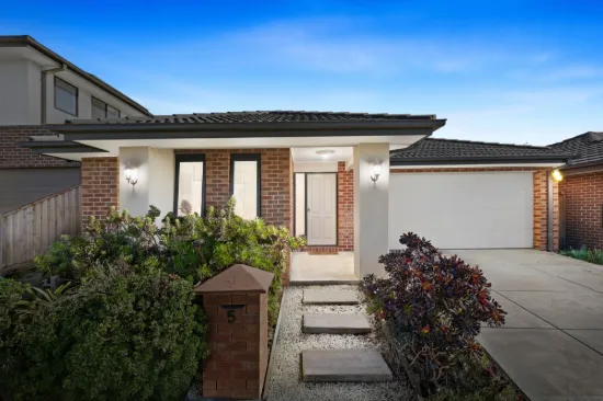 5 Weston Street, Mickleham VIC 3064-Image