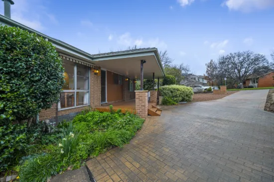 5 Whyte Place, Curtin, ACT 2605